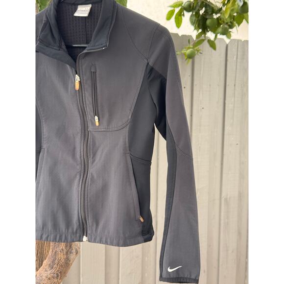 Nike Fit Storm Softshell Full-Zip Jacket Water-Resistant Women’s XS - Picture 3 of 6